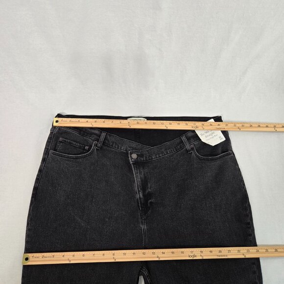 ABERCROMBIE & FITCH The '90s Slim Straight Hi-Rise Black Jeans Size 36/22R NEW! - Picture 13 of 16